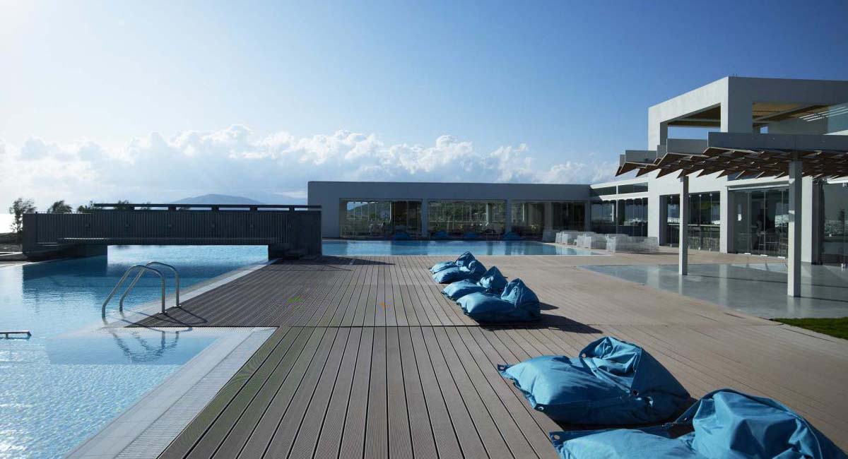 Thalatta Seaside Hotel