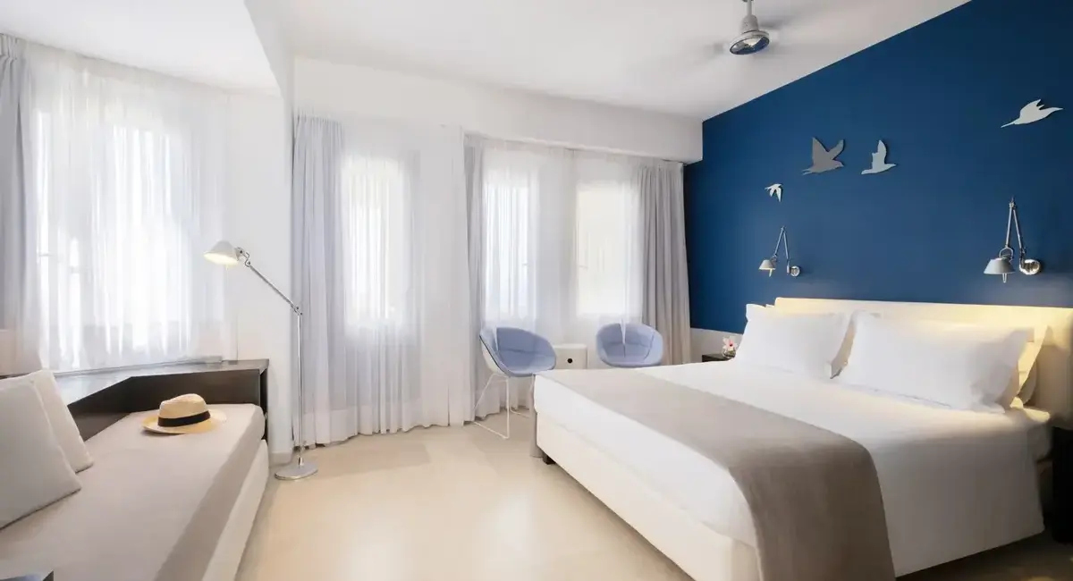 The Majestic Hotel Fira Santorini