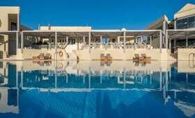 The Majestic Hotel Santorini