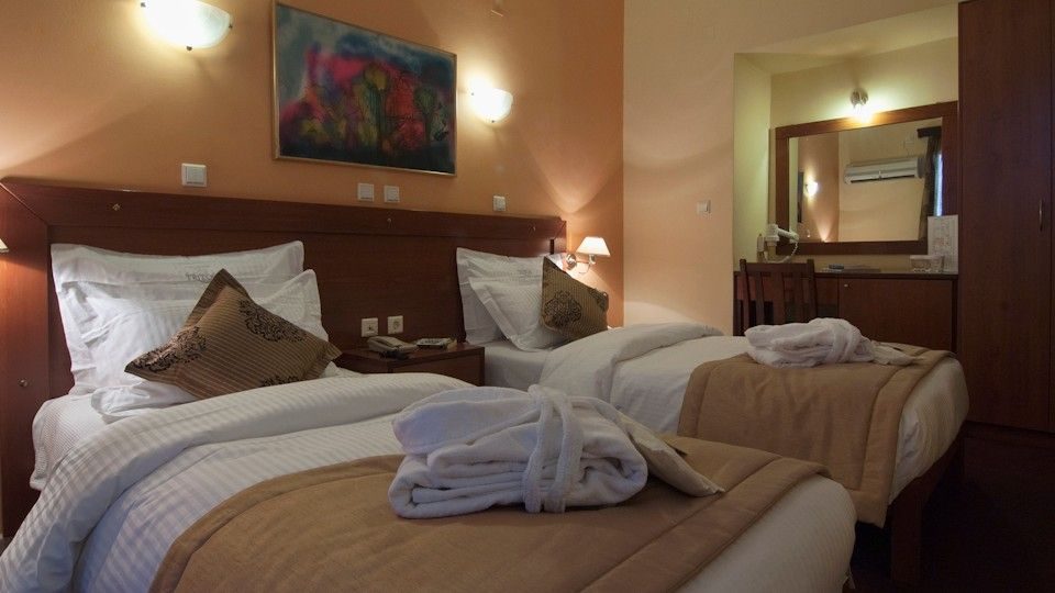 Triton Hotel Piraeus