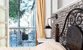 Xenonas Kazas (incl. auto)