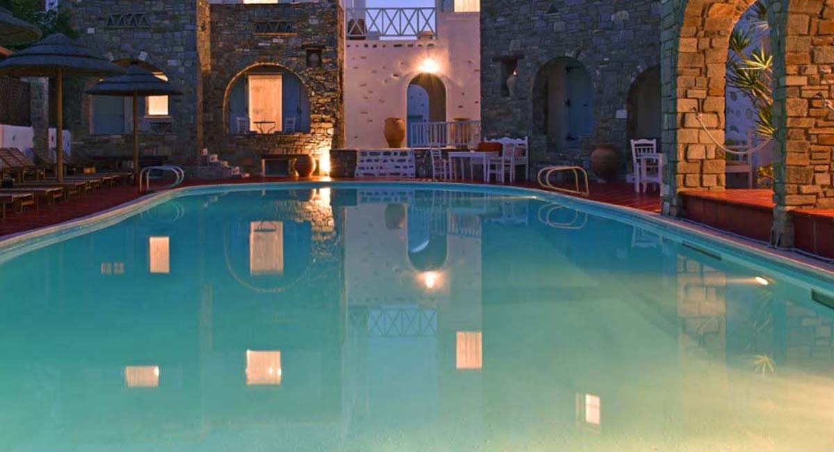 Zefi Hotel Naousa Paros